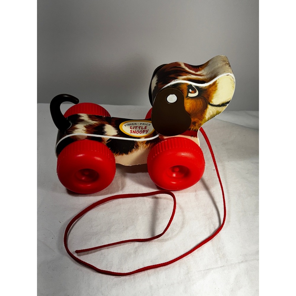 Fisher-Price Little Snoopy Pull Toy Vintage Dog Red Wheels Collectible‎